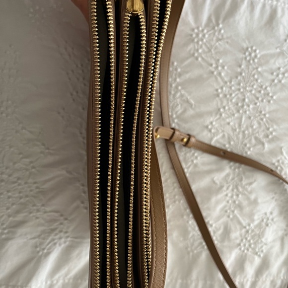 CELINE Trio Crossbody - Picture 4 of 8